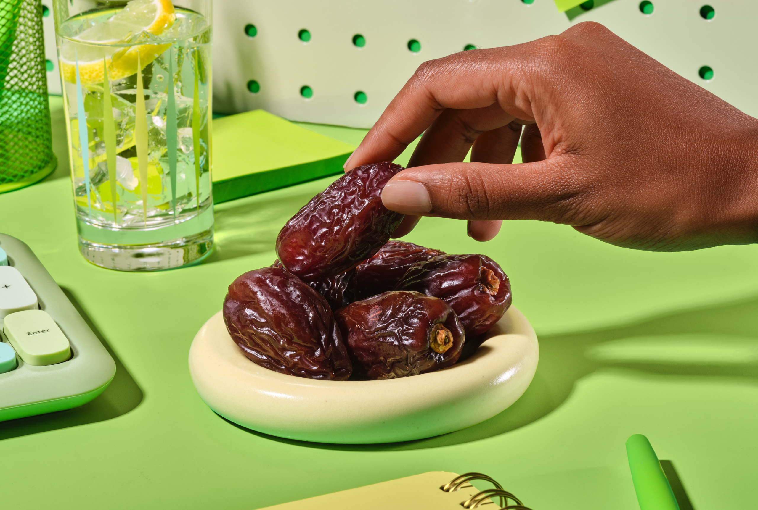 Jumbo Medjool Dates