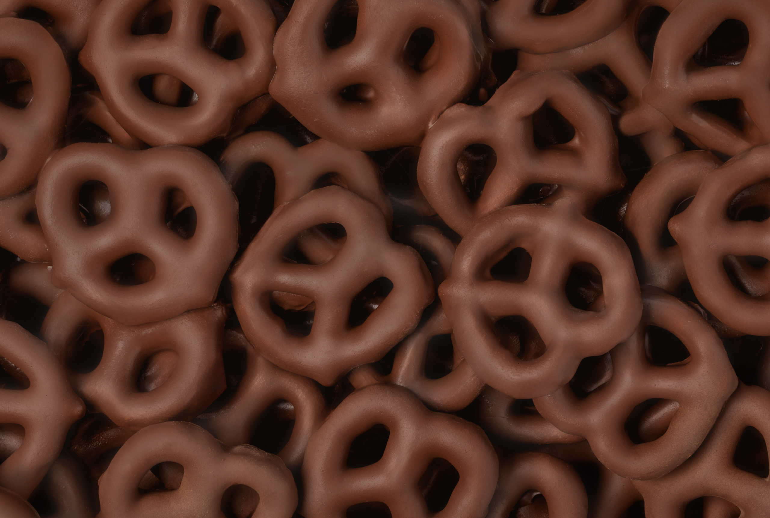 Dark Chocolate Pretzels - Single Serve