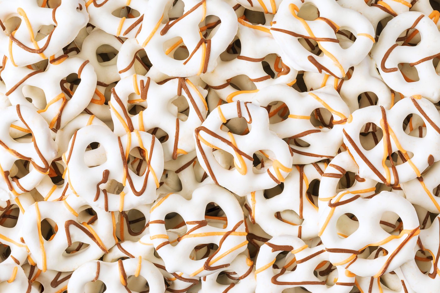 Fall Yogurt Pretzels