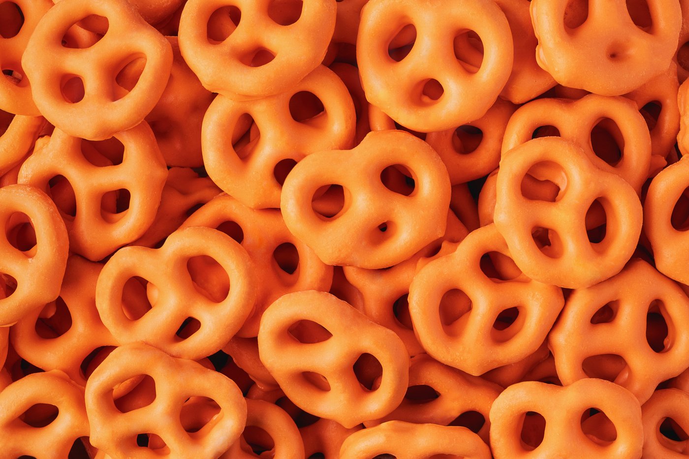 Pumpkin Spice Yogurt Pretzels