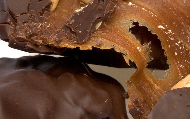 Dark Chocolate Peanut Clusters