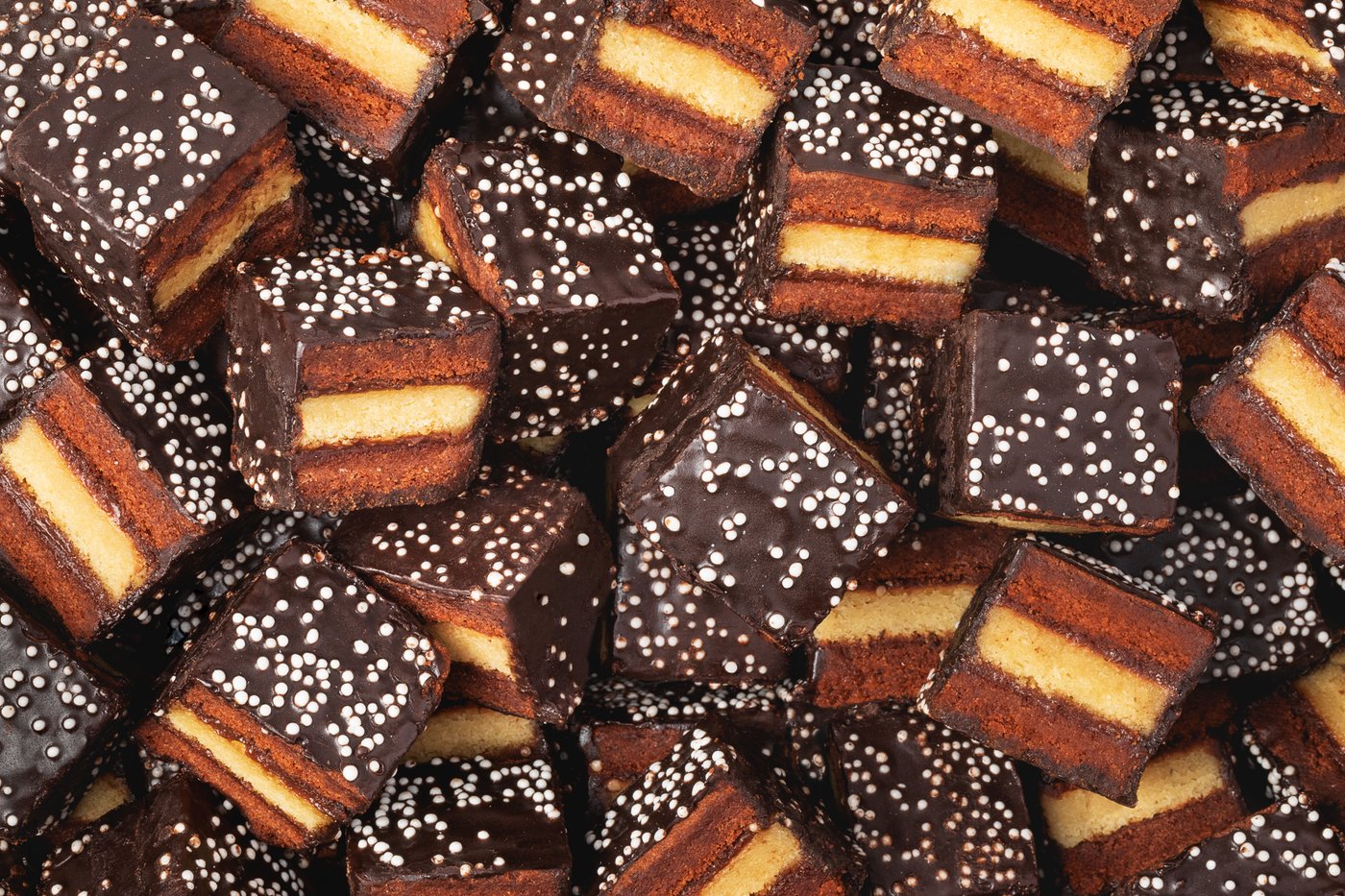 Hot Cocoa Cake Bite