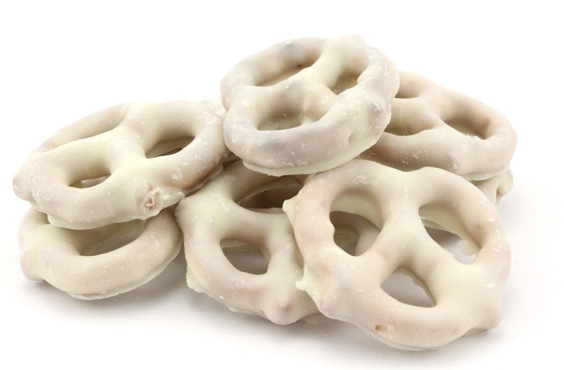 yogurt-covered-pretzels-by-the-pound-nuts