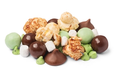 Peppermint Hot Cocoa Snack Mix