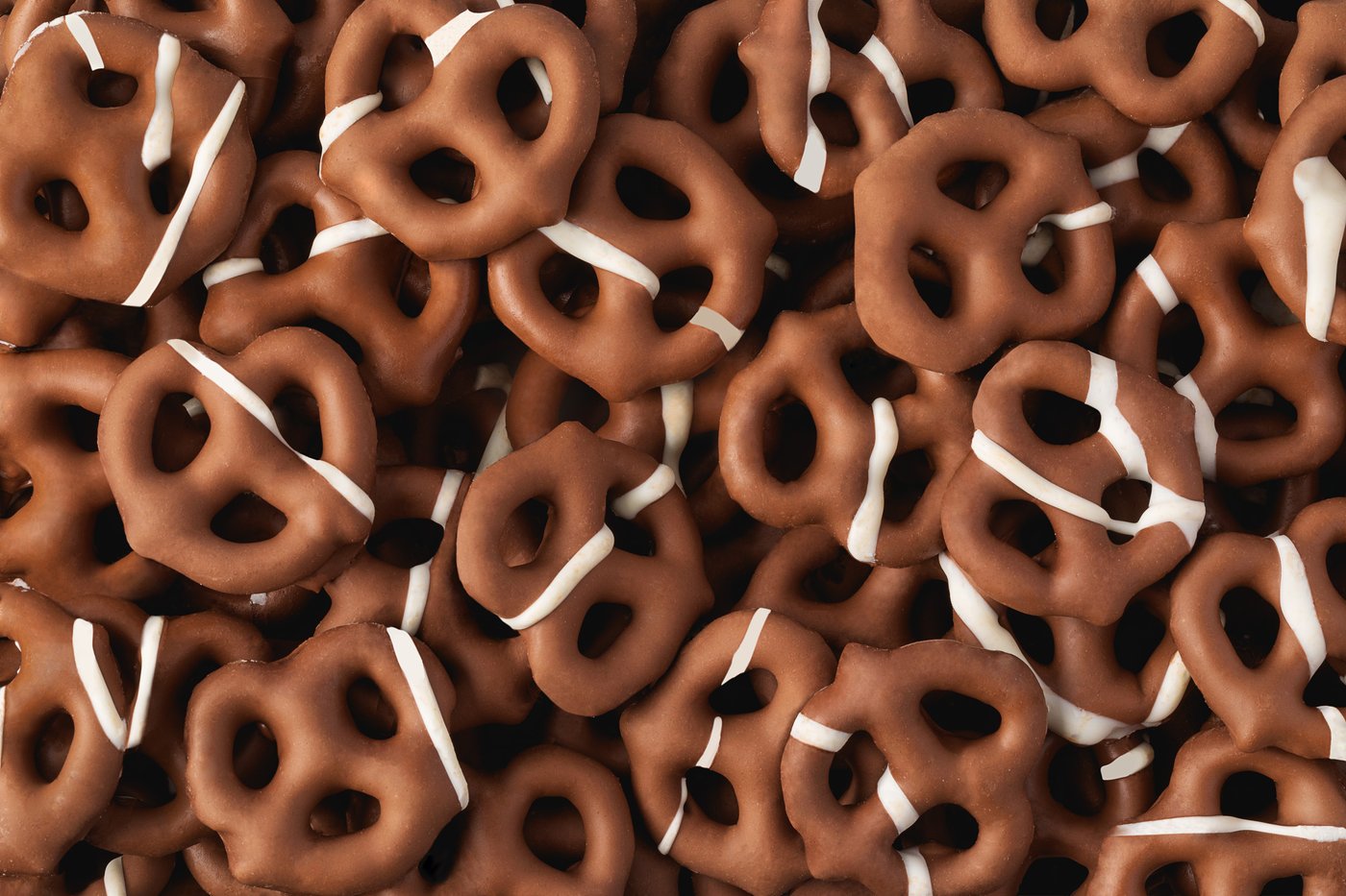 Chocolaty Coated Pretzels (Low Sugar) photo