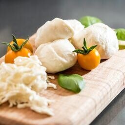Artisanal Dairy Free Ricotta & Mozzarella DIY Cheese Kit