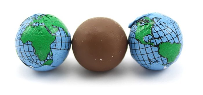 Chocolate Foil Earth Balls image normal