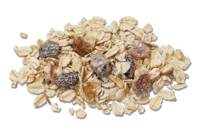 Chocolate and caramel flavored muesli