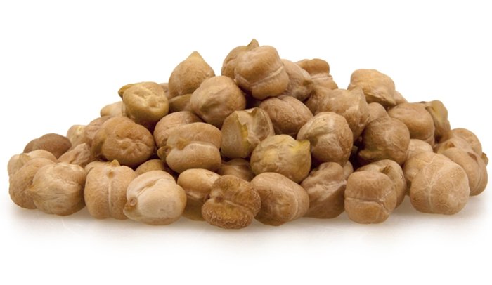 raw organic chickpeas